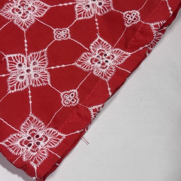 Ruby Rd. Red & White Flower Embroidery Detail Single Stitch size M Cotton Vintag - Picture 11 of 14